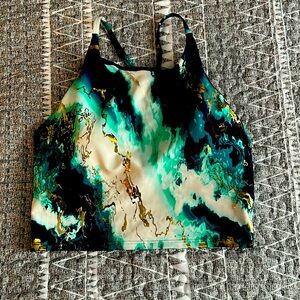 Old Navy activewear top, blue white & gold marble pattern, removable pads, L